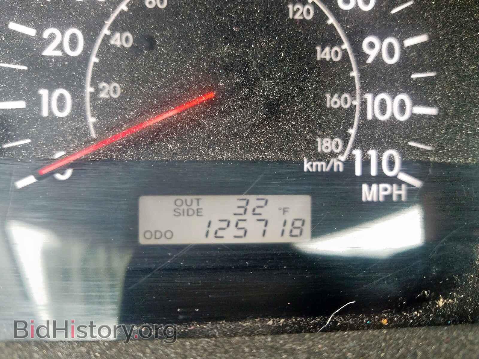 2005 TOYOTA COROLLA - VIN: 2T1BR30E45C403245 - Фото 8