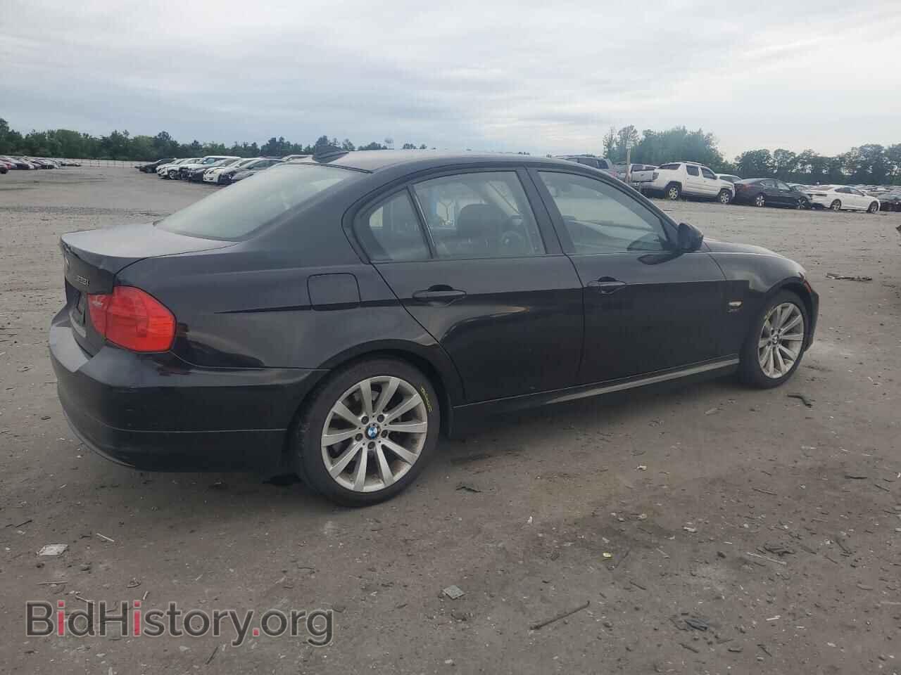 2011 BMW 3 SERIES - VIN: WBAPK5C54BA661876 - Фото 3