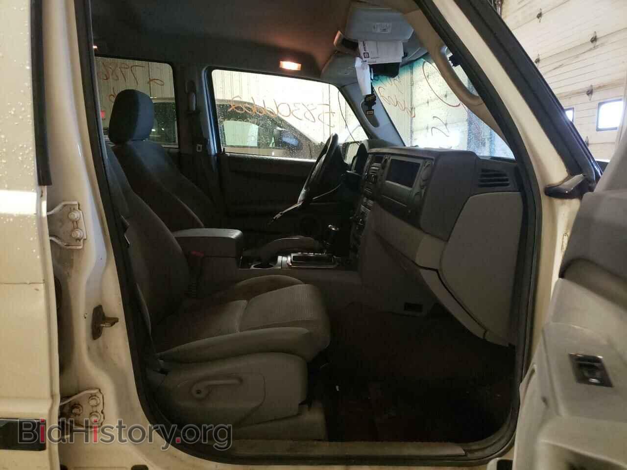 2006 JEEP COMMANDER - VIN: 1J8HG48K56C270966 - Photo 5