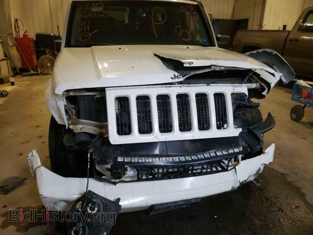 2006 JEEP COMMANDER - VIN: 1J8HG48K56C270966 - Photo 9