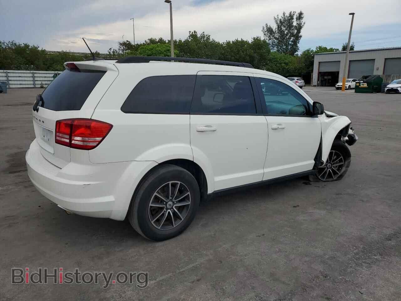 2018 DODGE JOURNEY - VIN: 3C4PDCAB4JT296228 - Фото 3