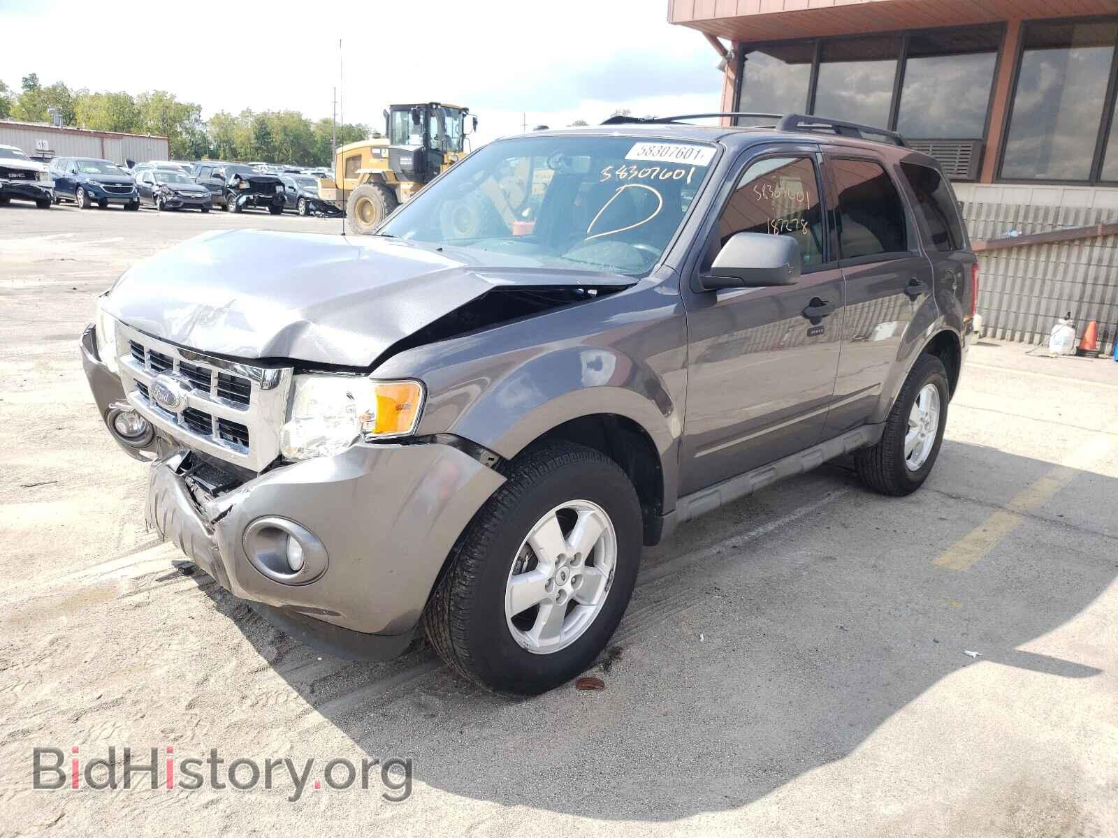 2009 FORD ESCAPE - VIN: 1FMCU03779KB93898 - Фото 2