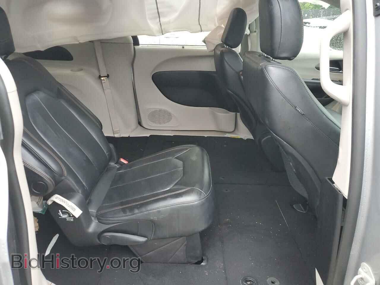 2020 CHRYSLER PACIFICA - VIN: 2C4RC1BGXLR280745 - Фото 6