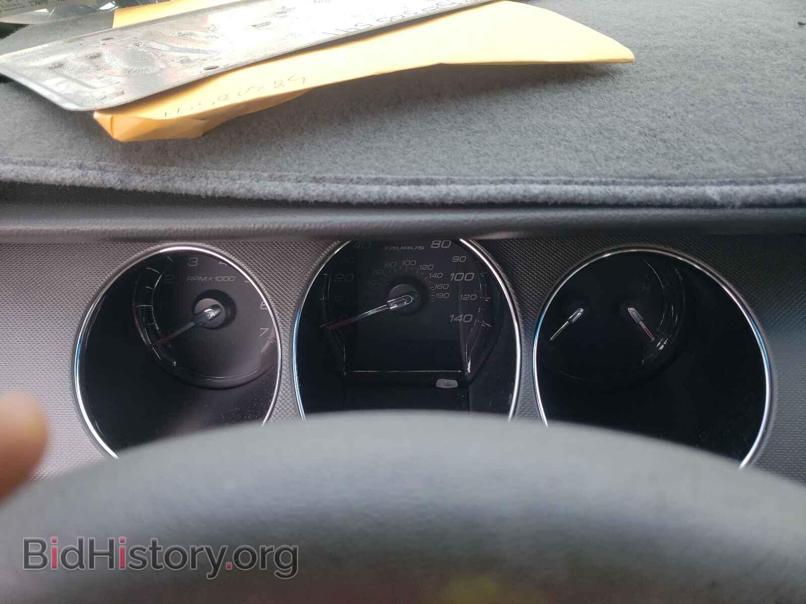 2011 FORD TAURUS - VIN: 1FAHP2DW7BG136571 - Фото 8