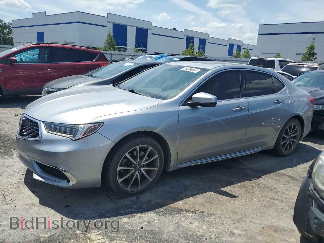 Фотография 19UUB2F57JA002352 - ACURA TLX 2018