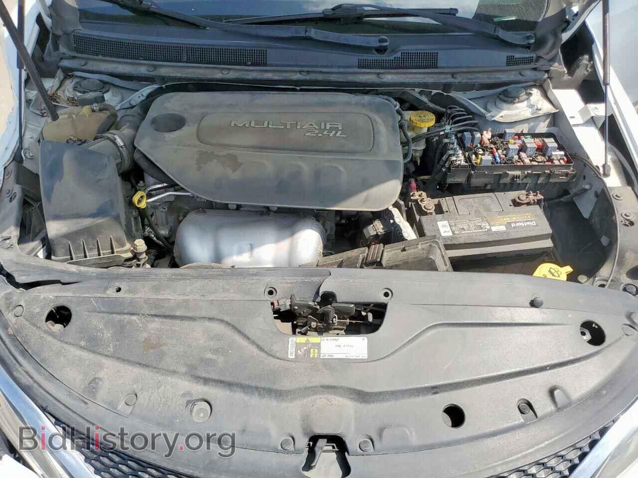 2015 CHRYSLER 200 - VIN: 1C3CCCAB0FN627111 - Фото 11
