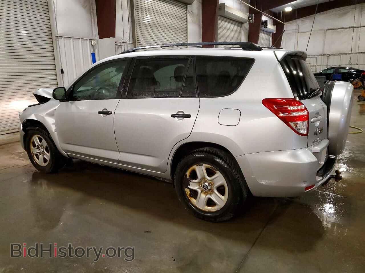 2011 TOYOTA RAV4 - VIN: 2T3BF4DV0BW151780 - Photo 2
