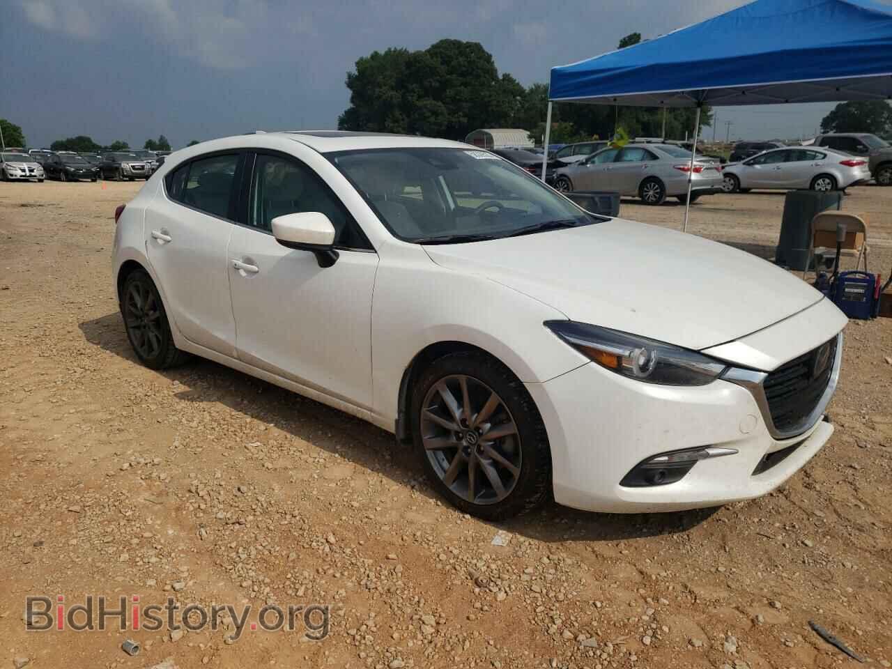 2018 MAZDA 3 - VIN: 3MZBN1M38JM207803 - Фото 4