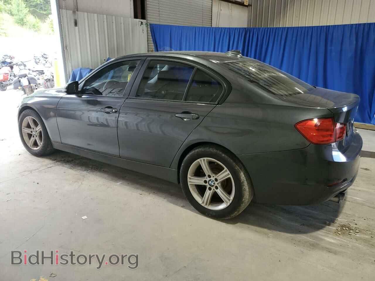 2013 BMW 3 SERIES - VIN: WBA3B5C59DF597712 - Фото 2