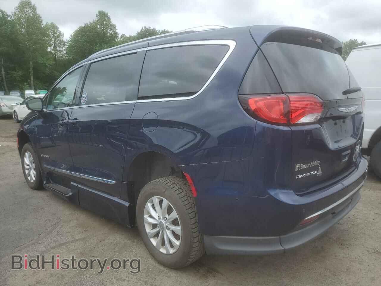 2019 CHRYSLER PACIFICA - VIN: 2C4RC1BG8KR708584 - Фото 2