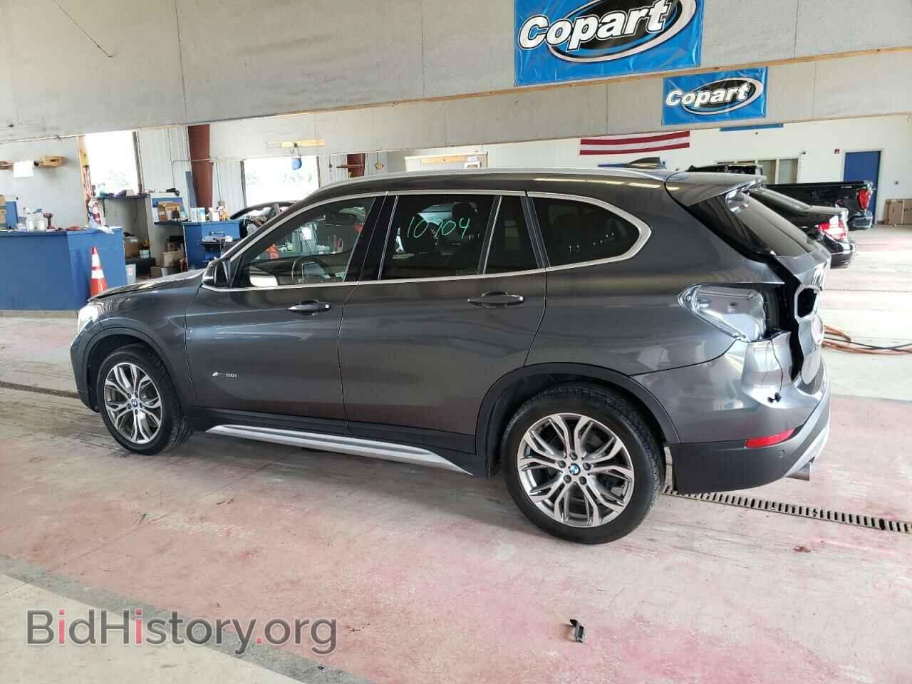 2018 BMW X1 - VIN: WBXHT3C32J5F89239 - Фото 2