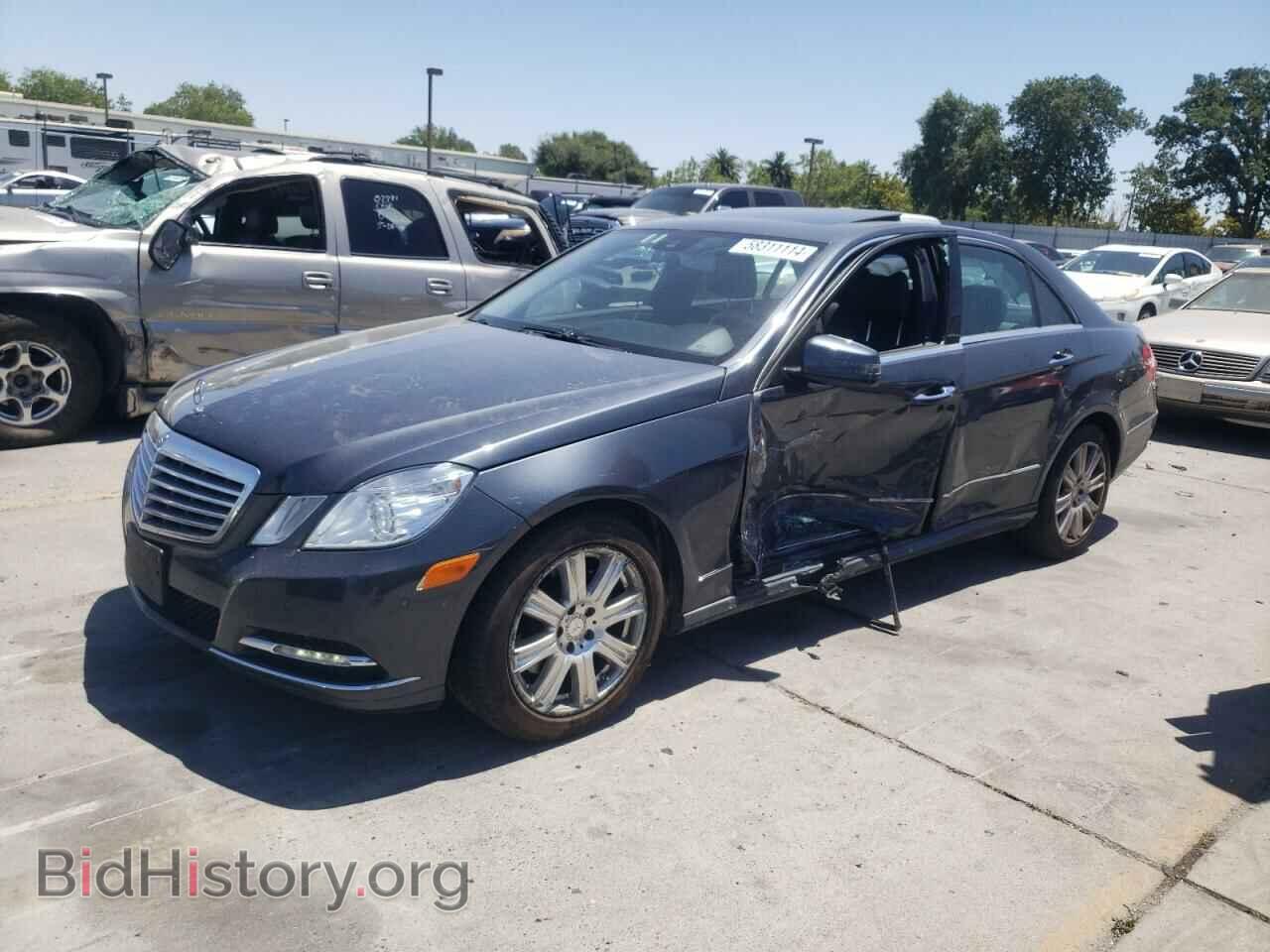 Фотография WDDHF5KB6DA724181 - MERCEDES-BENZ E-CLASS 2013