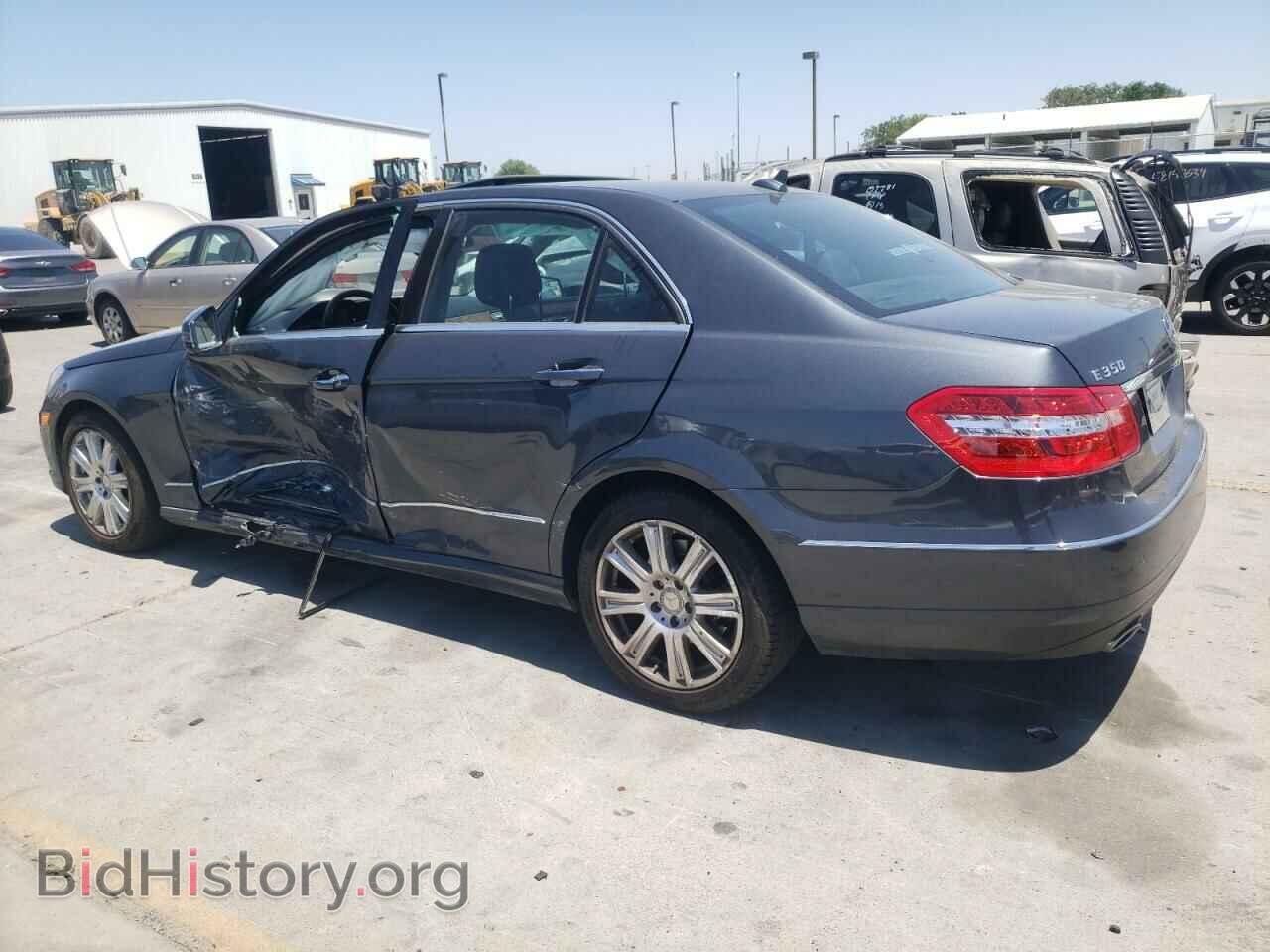 2013 MERCEDES-BENZ E-CLASS - VIN: WDDHF5KB6DA724181 - Фото 2