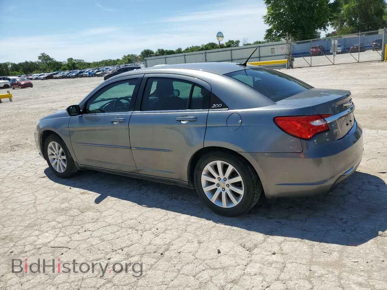2013 CHRYSLER 200 - VIN: 1C3CCBBG8DN659760 - Фото 2