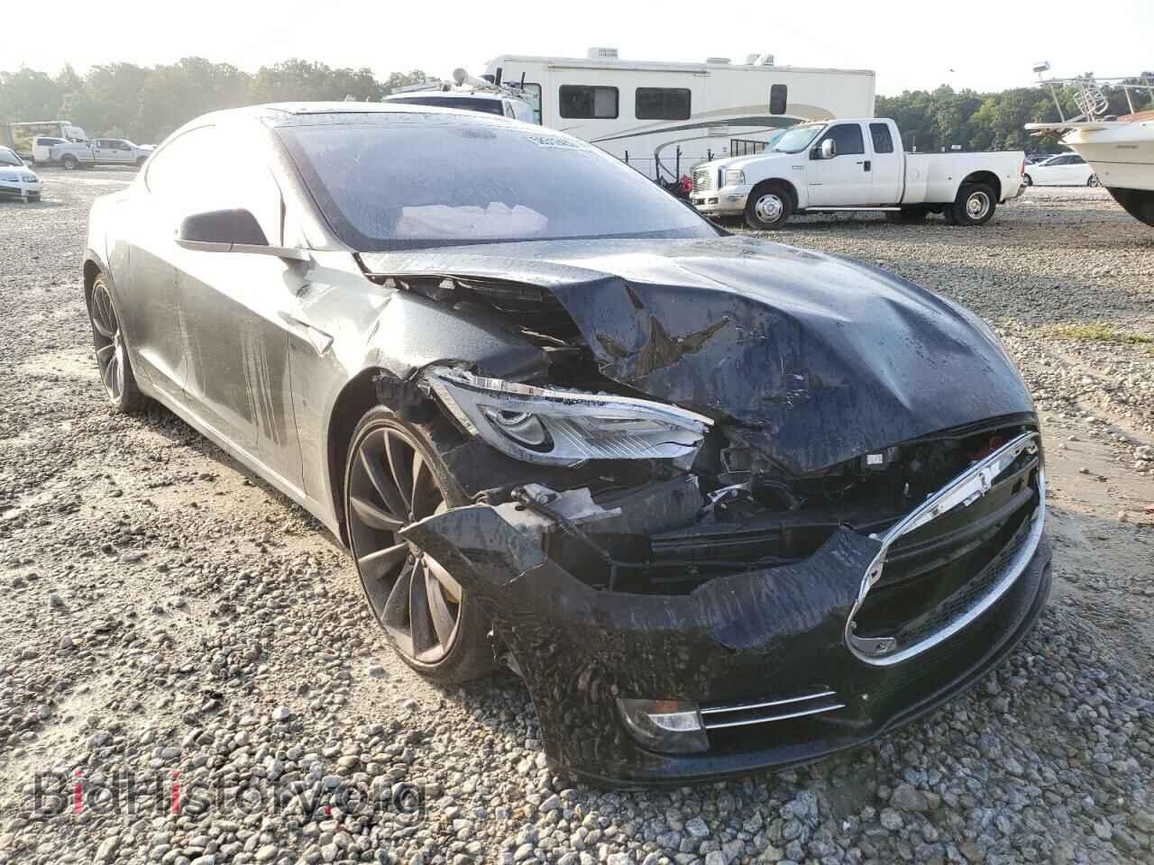 Фотография 5YJSA1CP9DFP11546 - TESLA MODEL S 2013