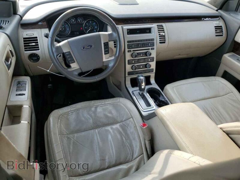 2011 Ford FLEX (VIN 2FMGK5CC0BBD31671) — photo 8 of 14