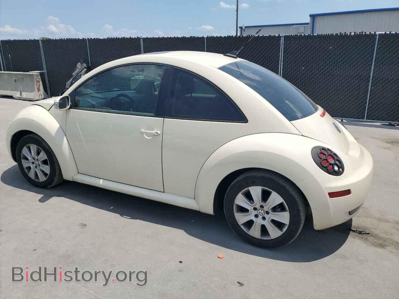 2009 VOLKSWAGEN BEETLE - VIN: 3VWRW31C69M515124 - Фото 2