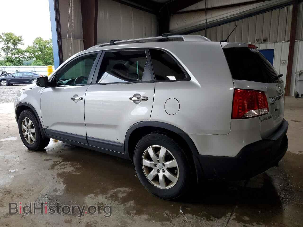 2012 KIA SORENTO - VIN: 5XYKTCA63CG256930 - Фото 2