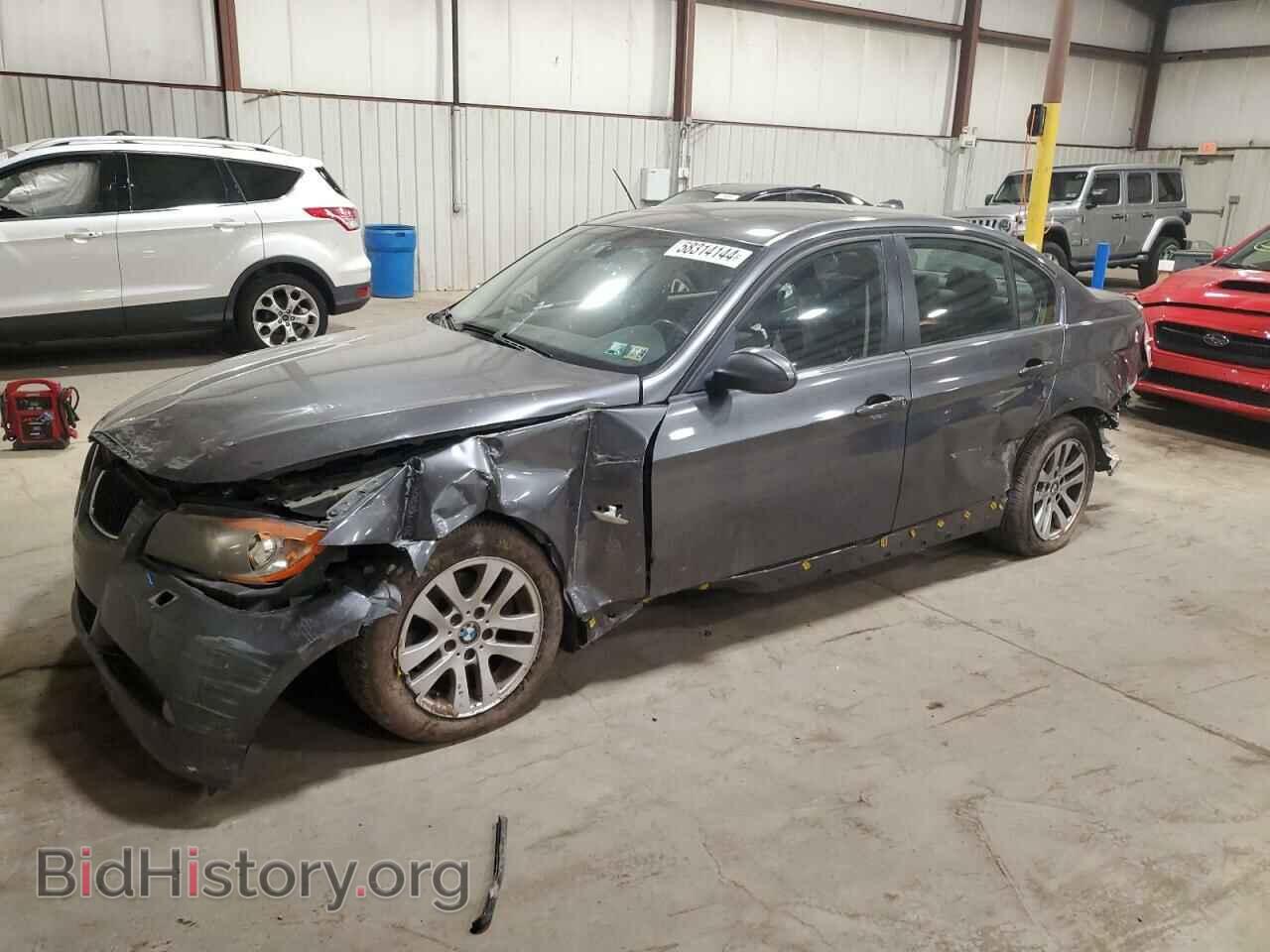 Фотография WBAVC73587KP36239 - BMW 3 SERIES 2007