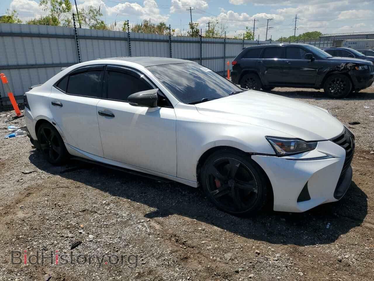 2018 LEXUS IS - VIN: JTHC81D22J5029154 - Фото 4