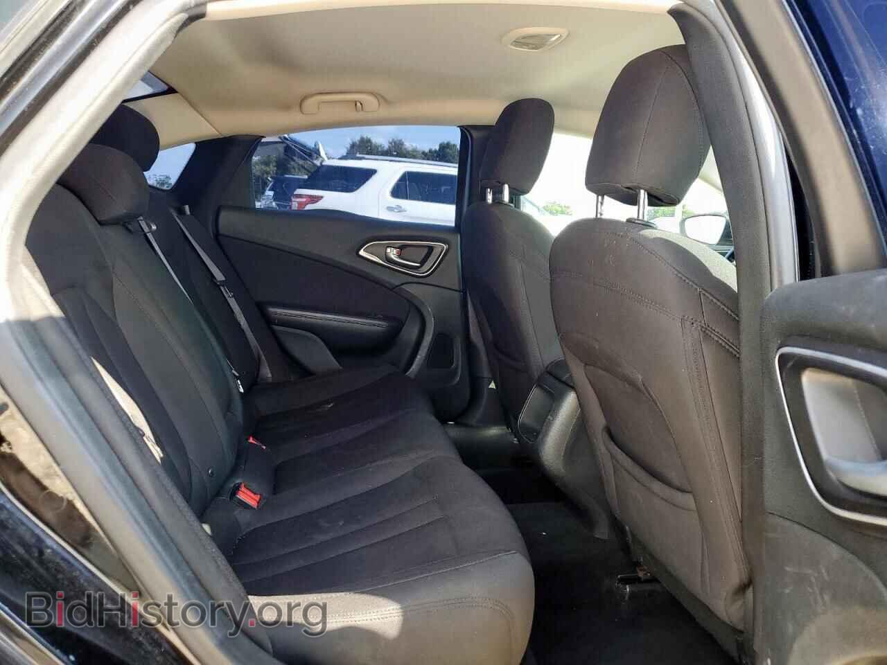 2015 CHRYSLER 200 - VIN: 1C3CCCABXFN598717 - Фото 10