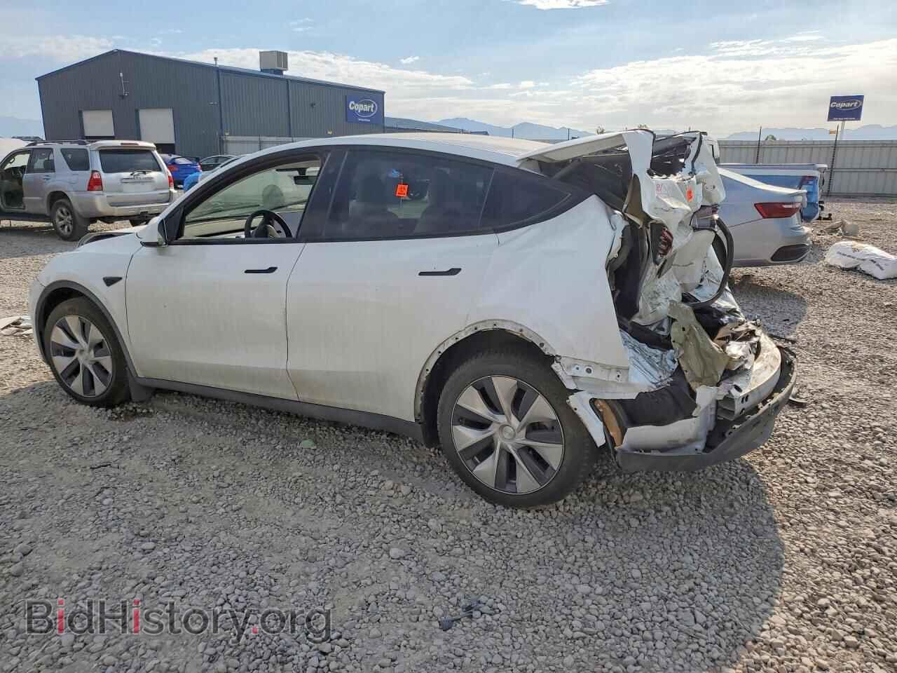 2023 TESLA MODEL Y - VIN: 7SAYGDEE2PF617277 - Фото 2