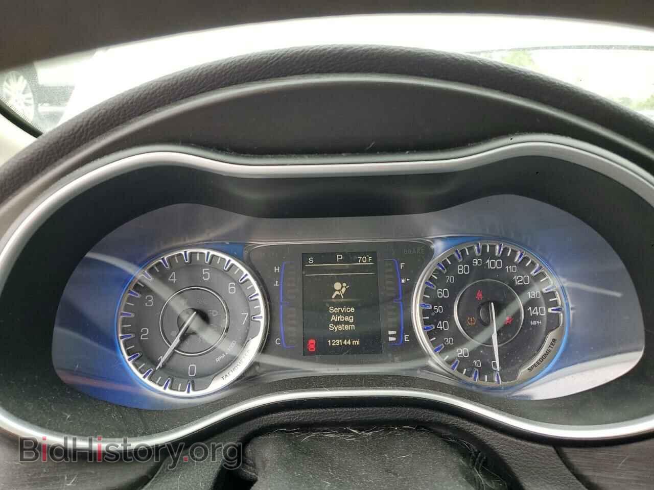 2015 CHRYSLER 200 - VIN: 1C3CCCAB2FN502112 - Фото 9