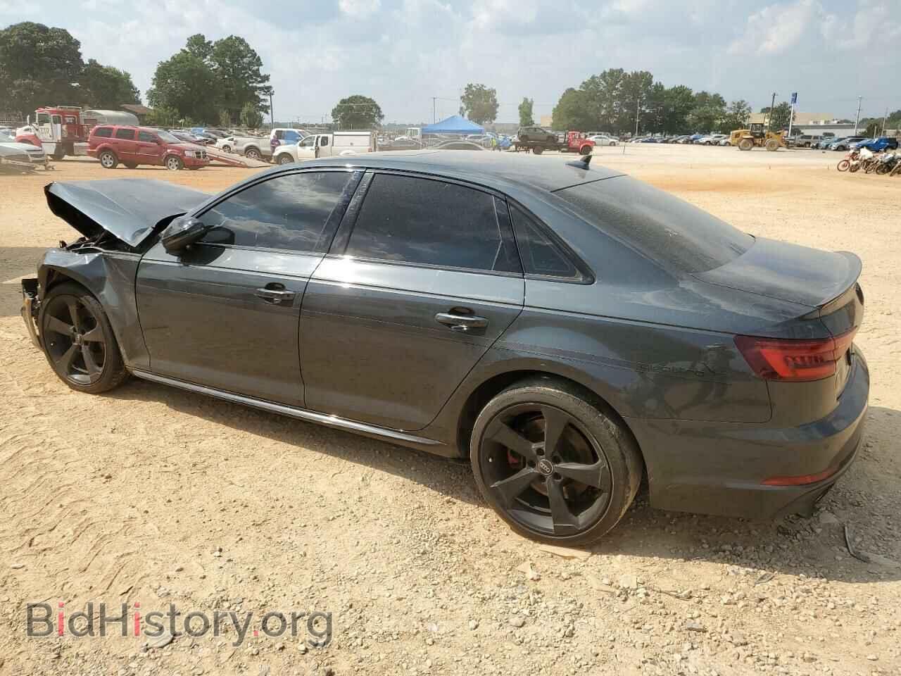 2018 AUDI A4 - VIN: WAUENAF41JA060806 - Фото 2