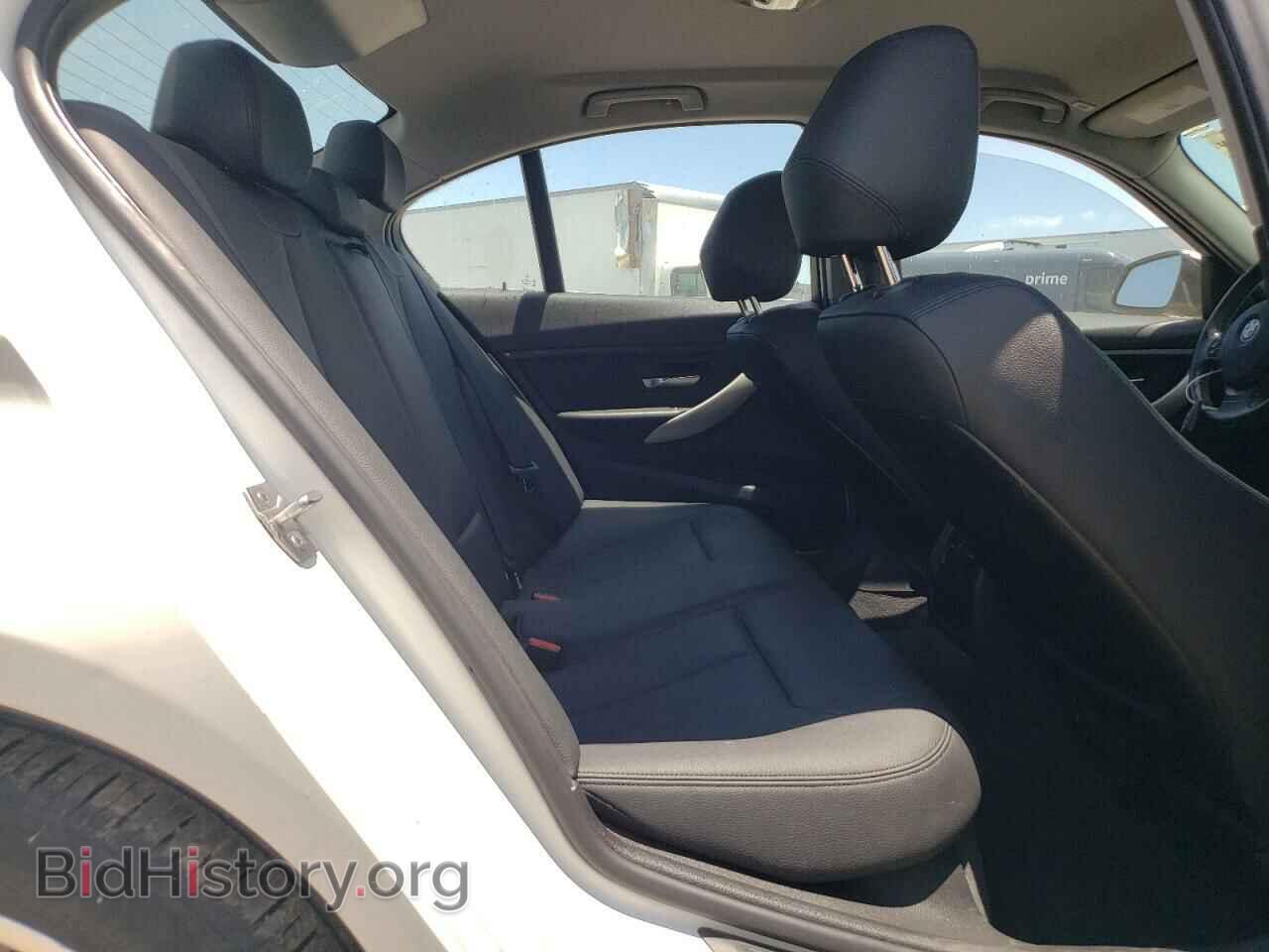 2016 BMW 3 SERIES - VIN: WBA8E1G53GNU12452 - Фото 10