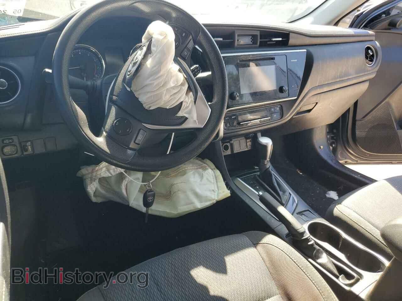 2017 TOYOTA COROLLA - VIN: 5YFBURHEXHP578772 - Photo 8