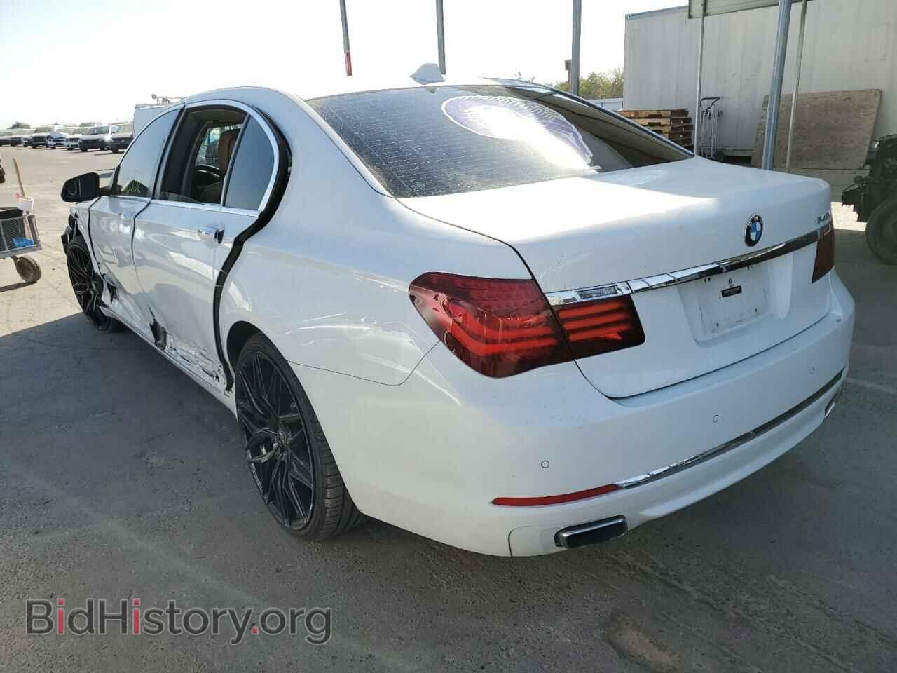 2015 BMW 7 SERIES - VIN: WBAYE4C52FD139032 - Фото 3
