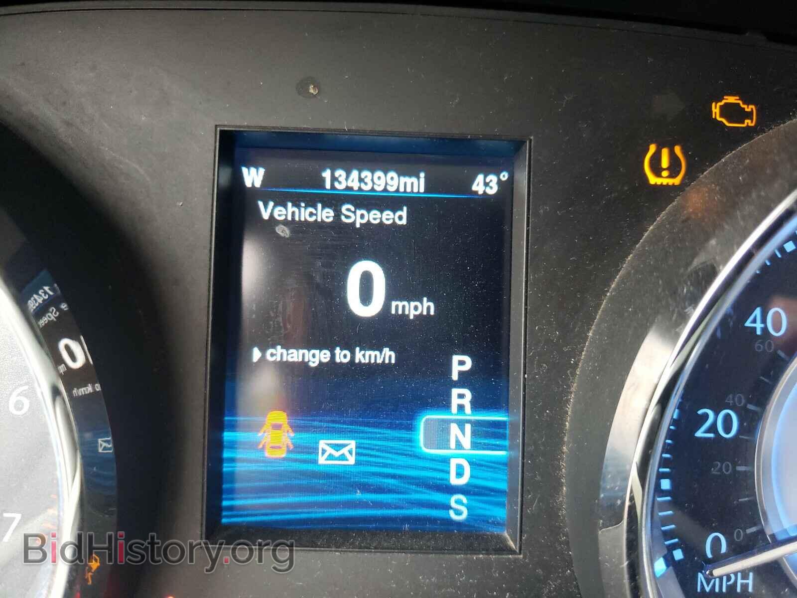 2013 CHRYSLER 300 - VIN: 2C3CCABG2DH657943 - Фото 8
