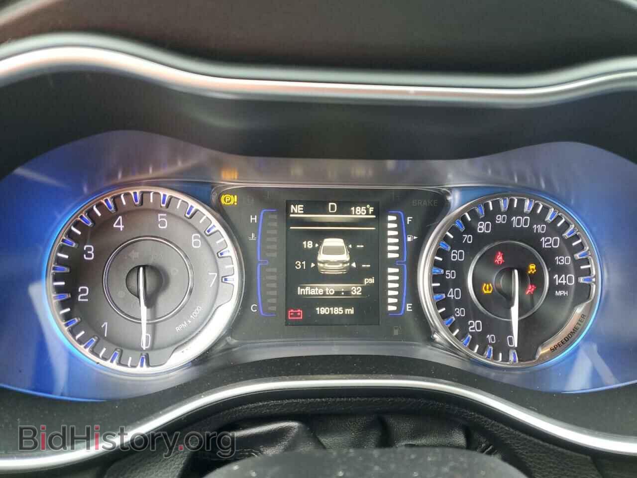 2016 CHRYSLER 200 - VIN: 1C3CCCFB3GN189050 - Фото 9