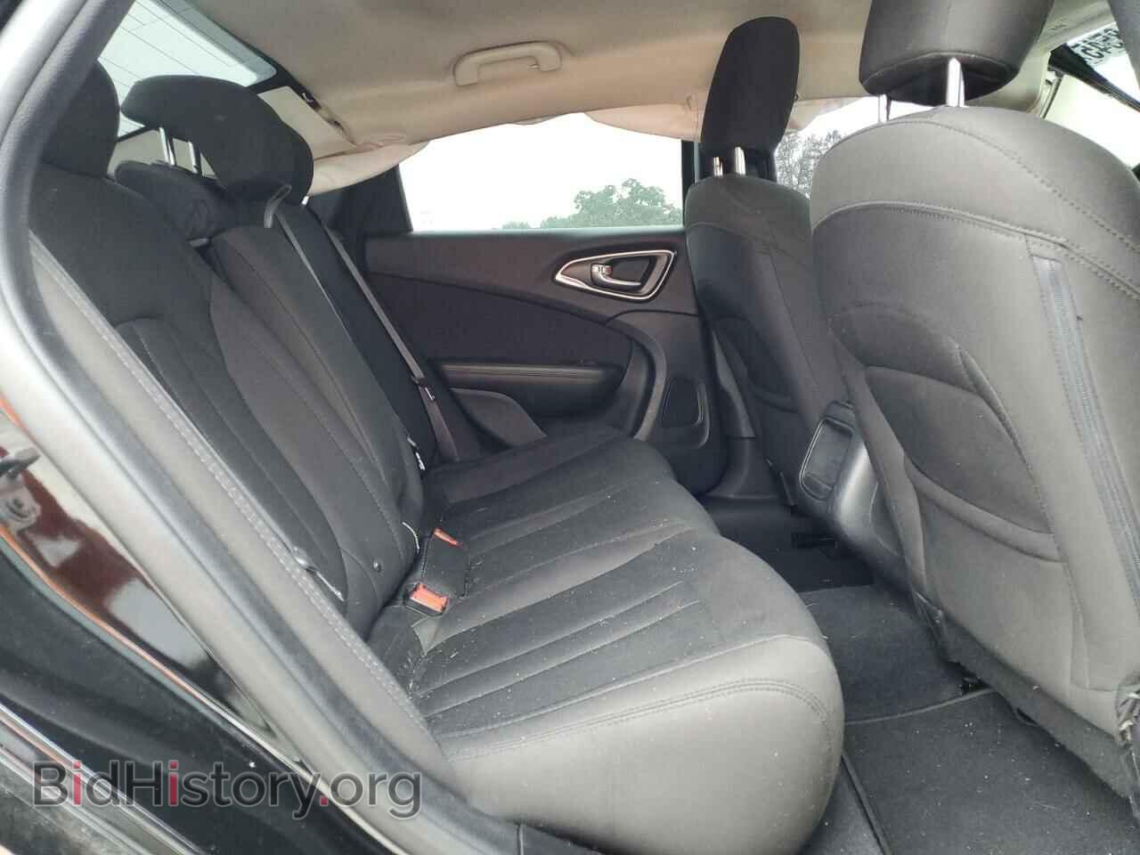 2016 CHRYSLER 200 - VIN: 1C3CCCFB3GN189050 - Фото 10