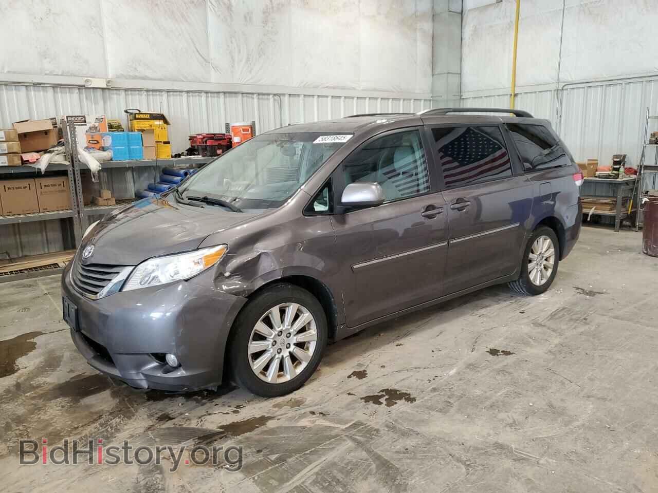 Photo 5TDDK3DC4CS038625 - TOYOTA All Models 2012