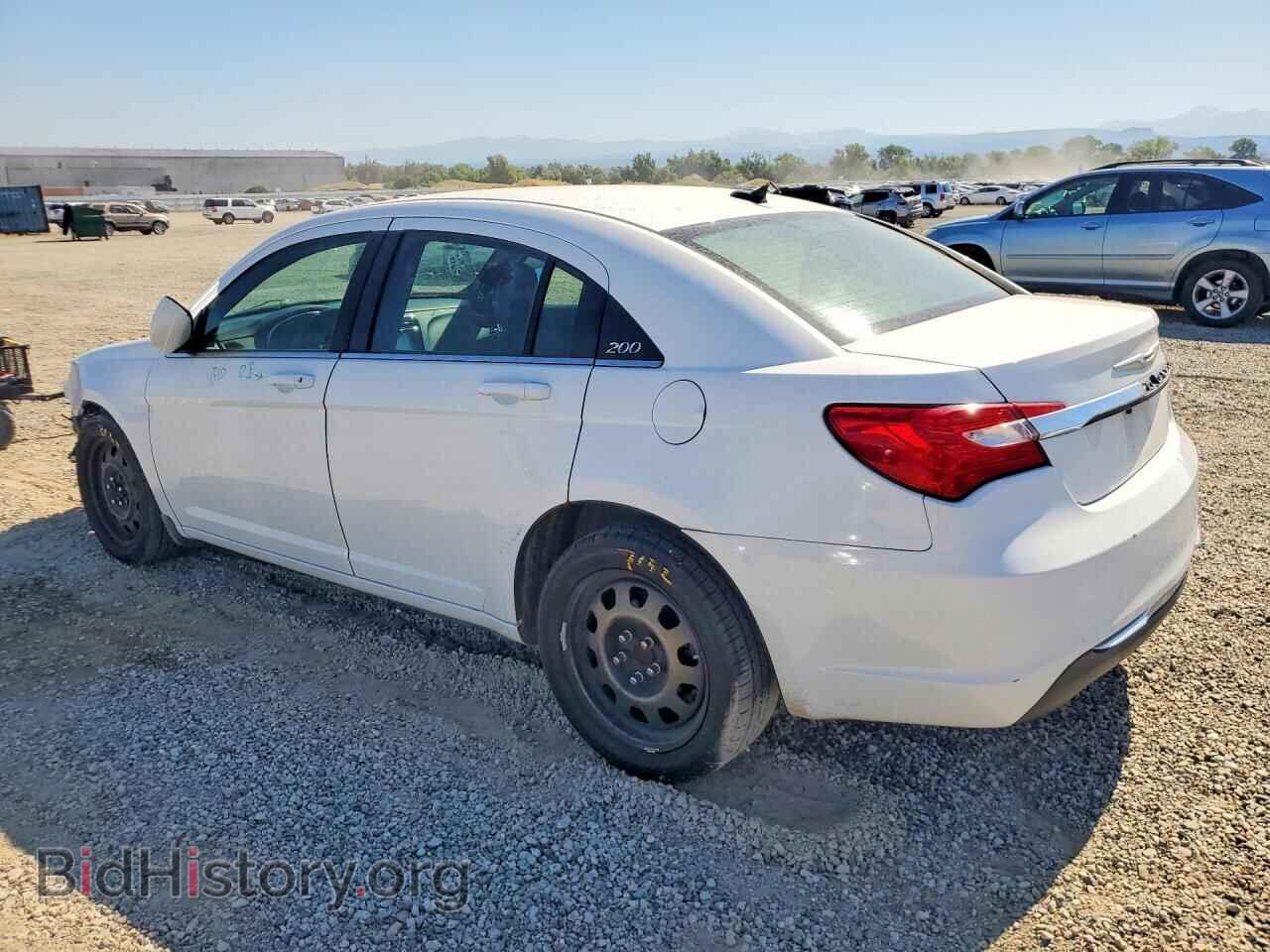 2014 CHRYSLER 200 - VIN: 1C3CCBAB1EN213232 - Photo 2