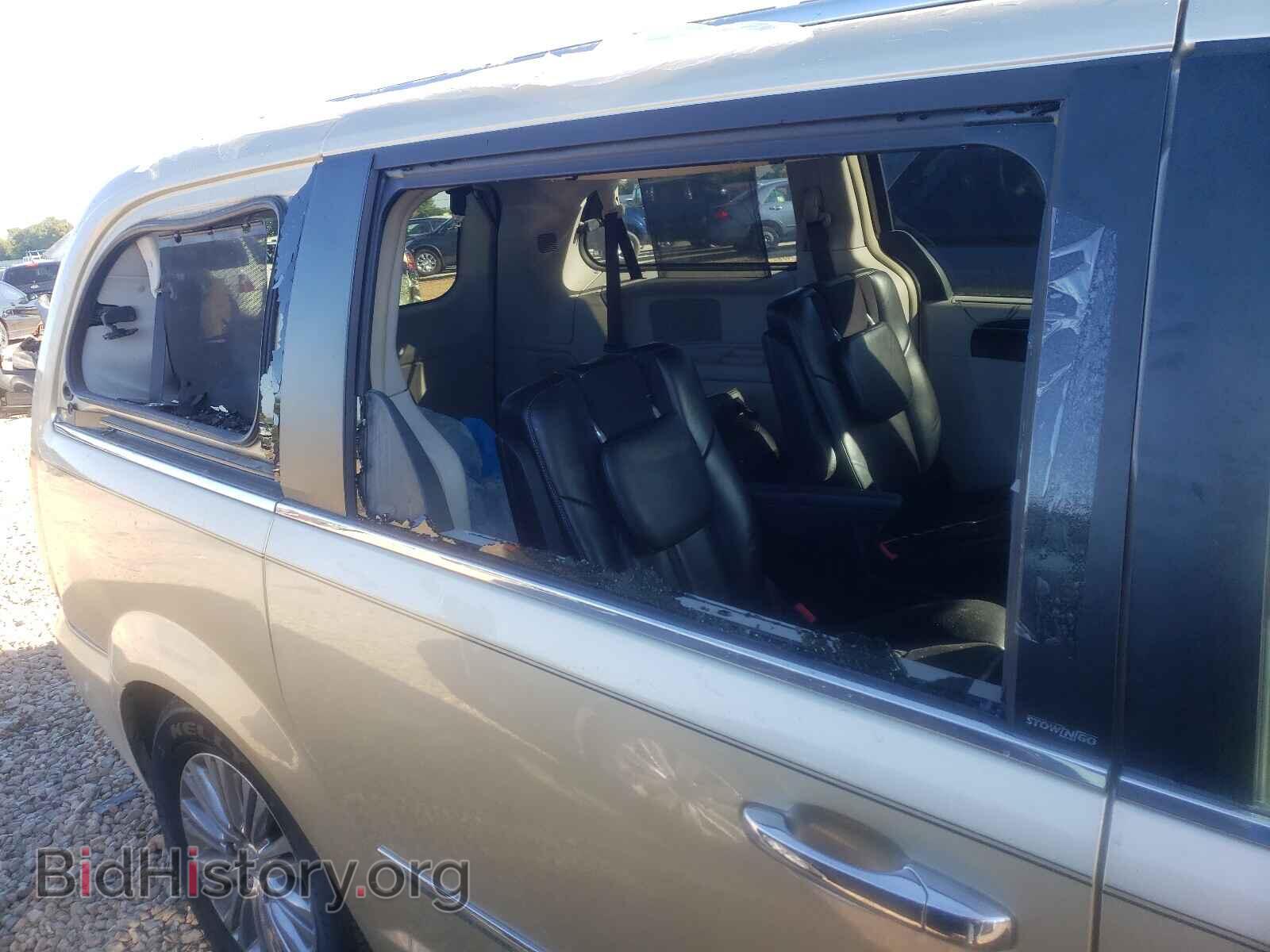 2011 CHRYSLER MINIVAN - VIN: 2A4RR6DG2BR789102 - Photo 9