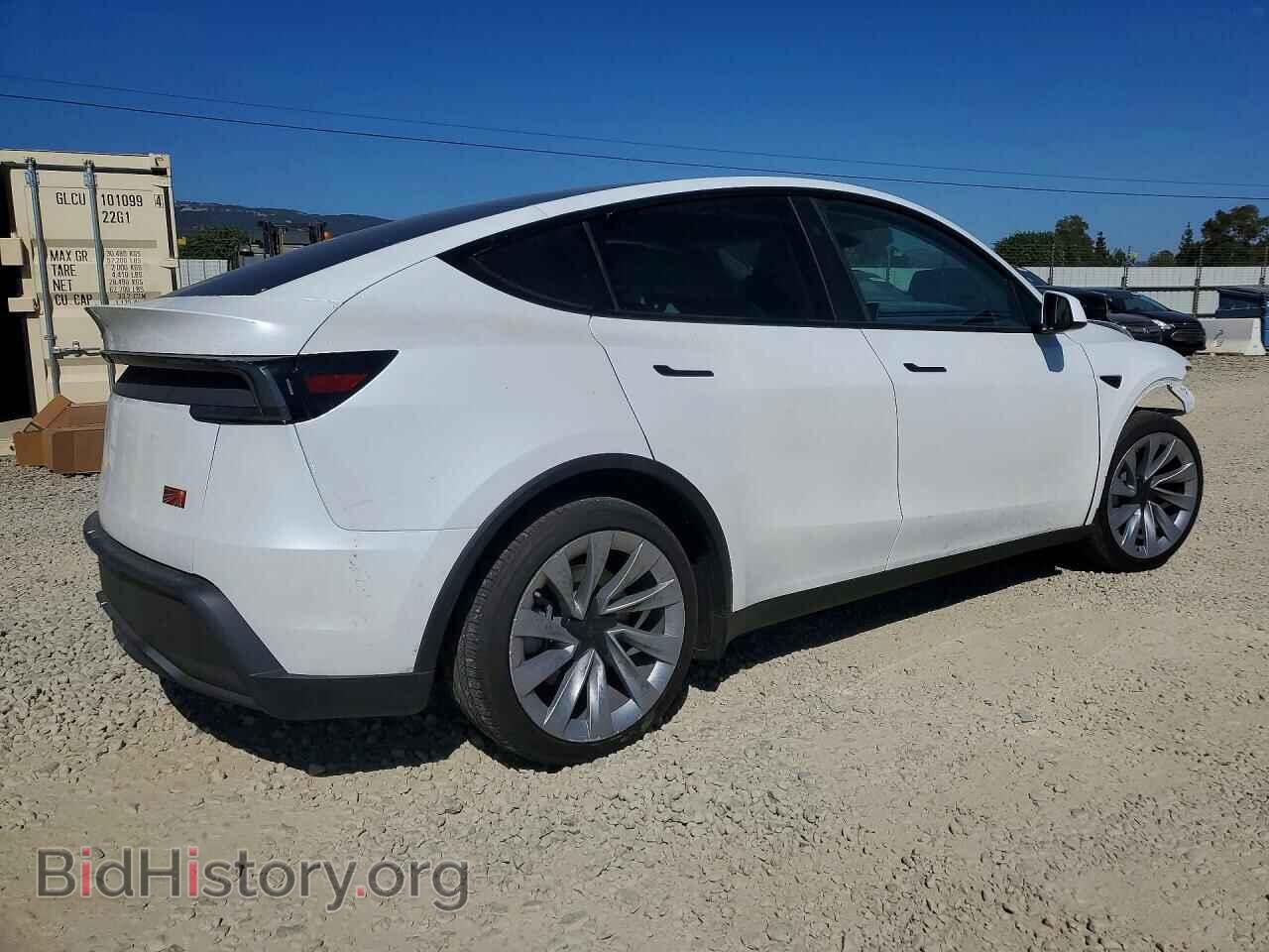 2026 TESLA MODEL Y - VIN: 7SAYGDEE5TA382610 - Photo 3
