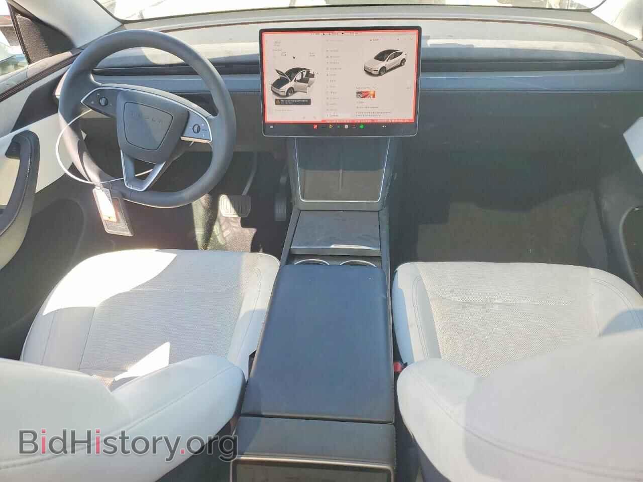 2026 TESLA MODEL Y - VIN: 7SAYGDEE5TA382610 - Photo 8