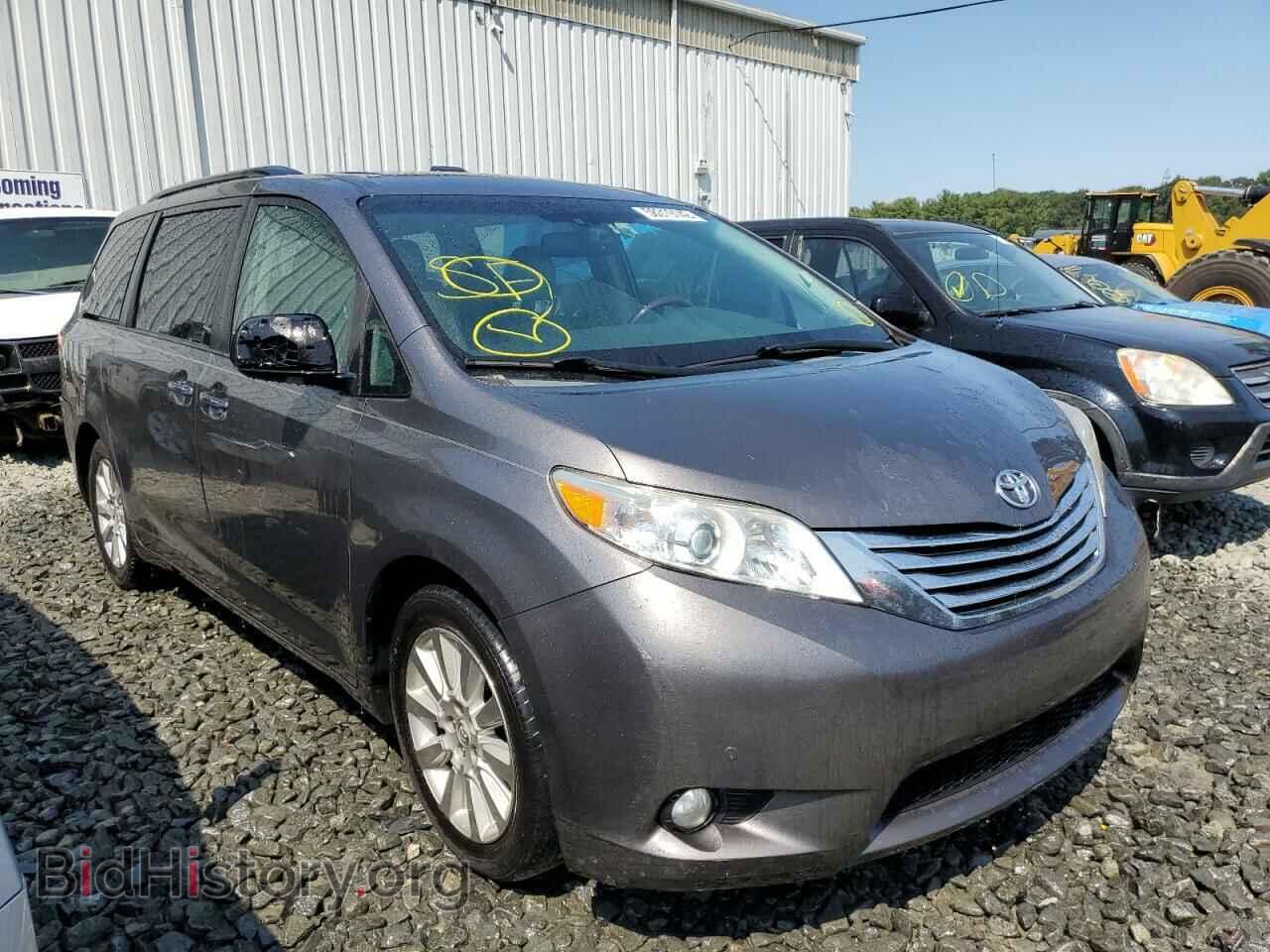 Фотография 5TDYK3DC7CS196555 - TOYOTA SIENNA 2012