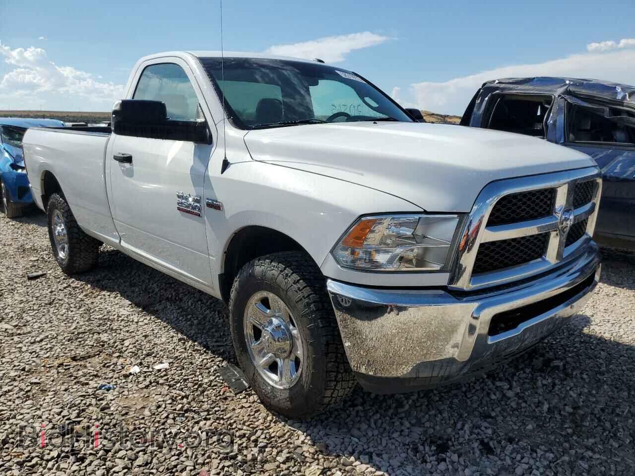 2017 RAM All Models - VIN: 3C6MR4AJXHG536586 - Photo 4