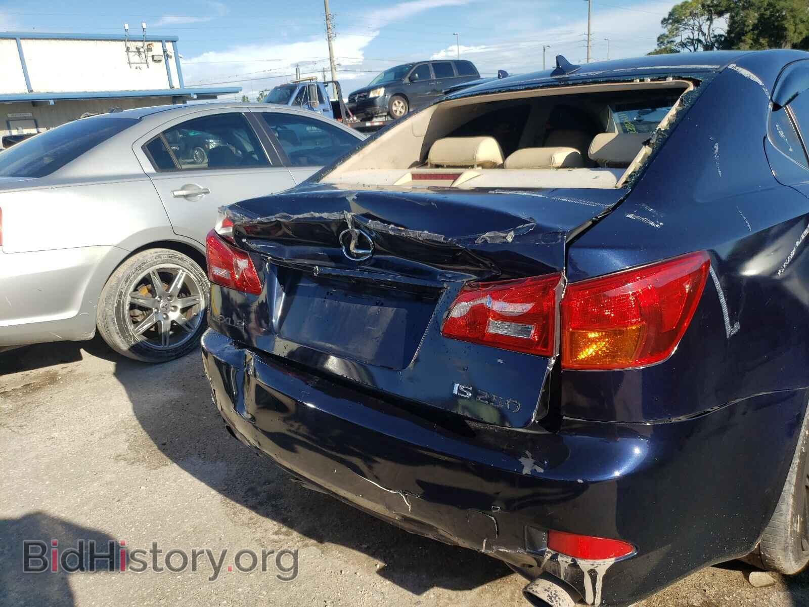 2007 LEXUS IS - VIN: JTHBK262172048532 - Photo 9