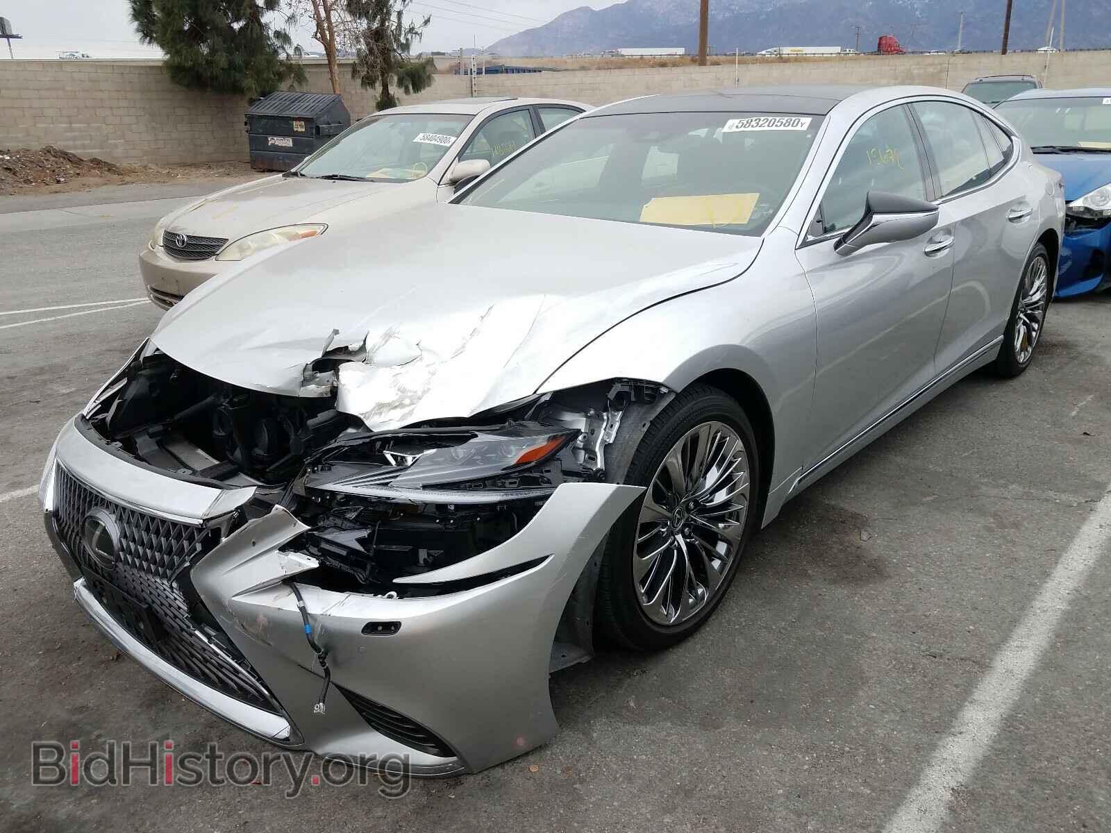 2019 LEXUS LS500 - VIN: JTHB51FF7K5007964 - Photo 2