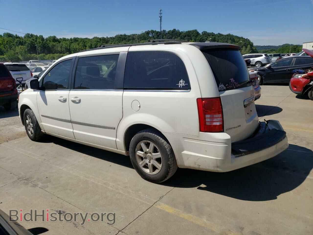 2010 CHRYSLER MINIVAN - VIN: 2A4RR5D11AR493041 - Фото 2