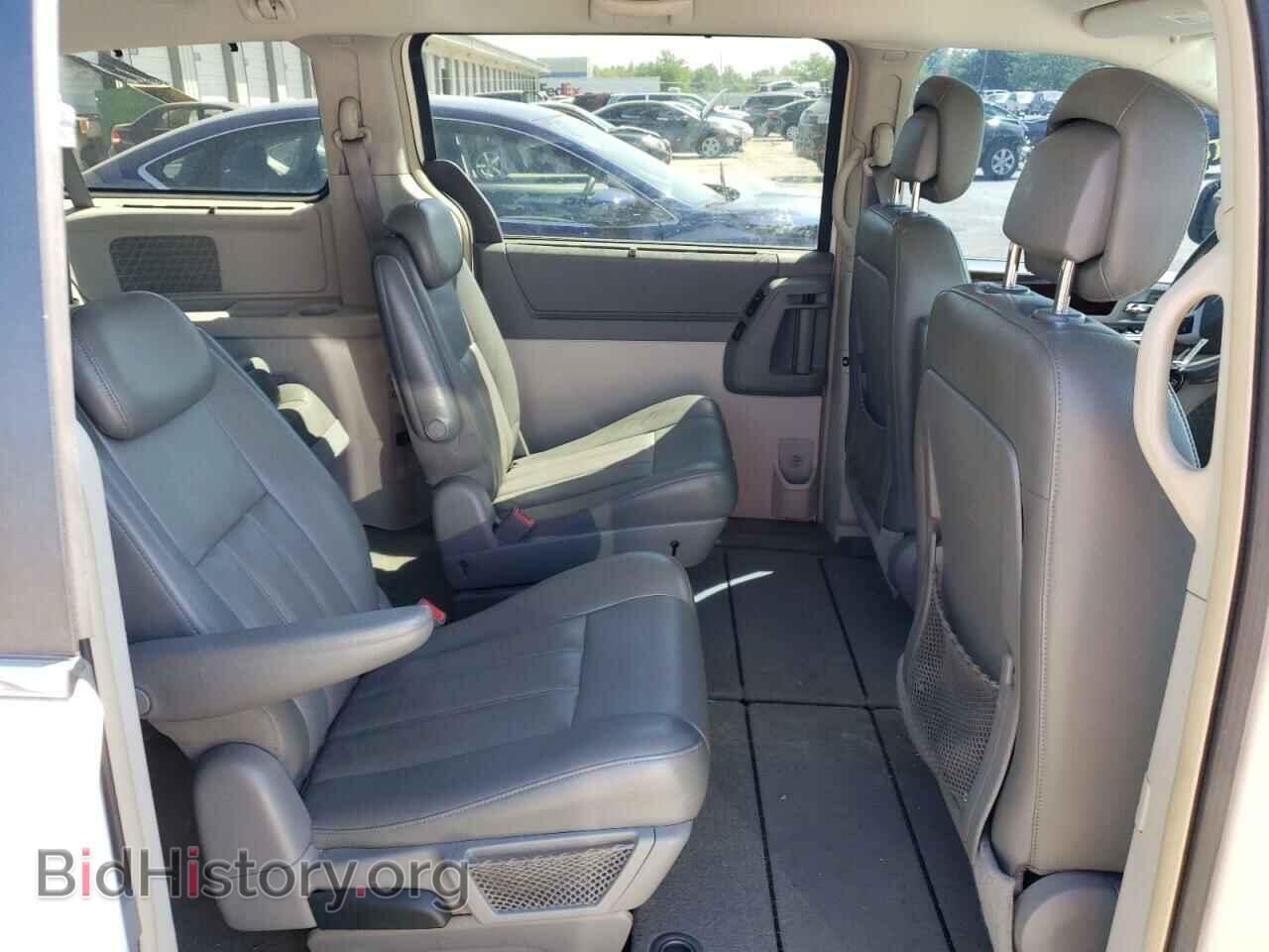2010 CHRYSLER MINIVAN - VIN: 2A4RR5D11AR493041 - Фото 10
