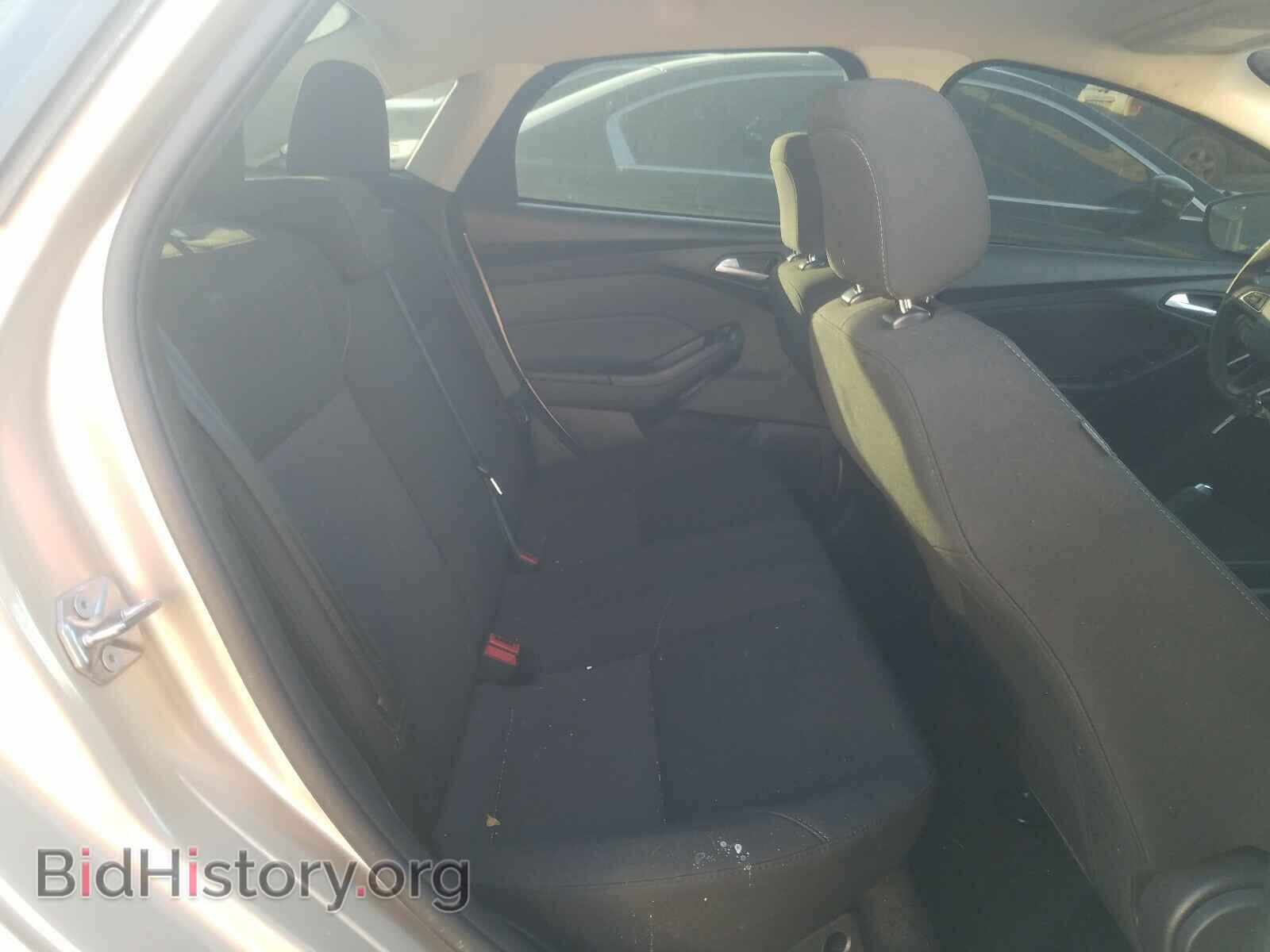 2018 FORD FOCUS - VIN: 1FADP3FE6JL321628 - Photo 6