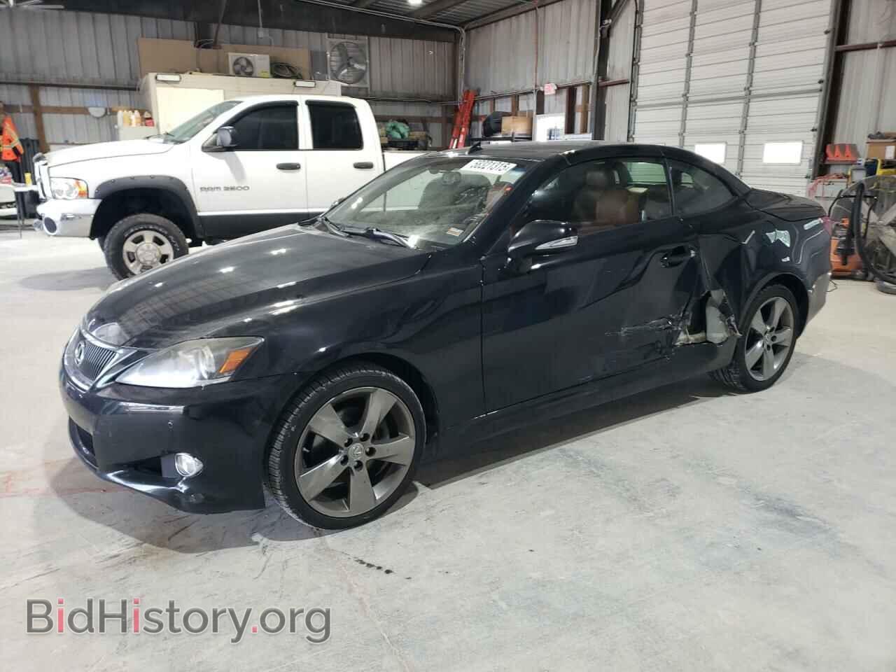 Photo JTHFF2C27B2516993 - LEXUS IS 2011