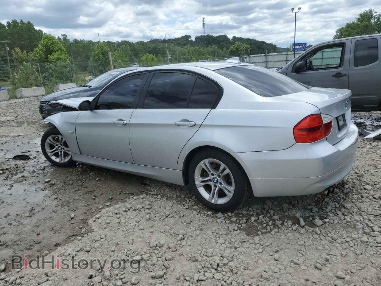 2008 BMW 3 SERIES - VIN: WBAVA33598P143461 - Фото 2