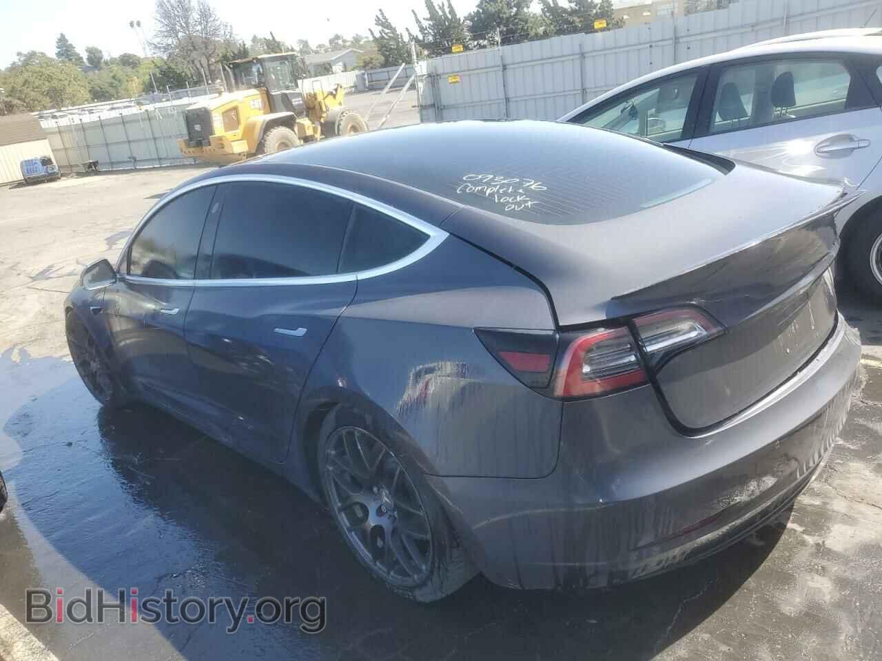 2018 TESLA MODEL 3 - VIN: 5YJ3E1EBXJF093076 - Фото 2