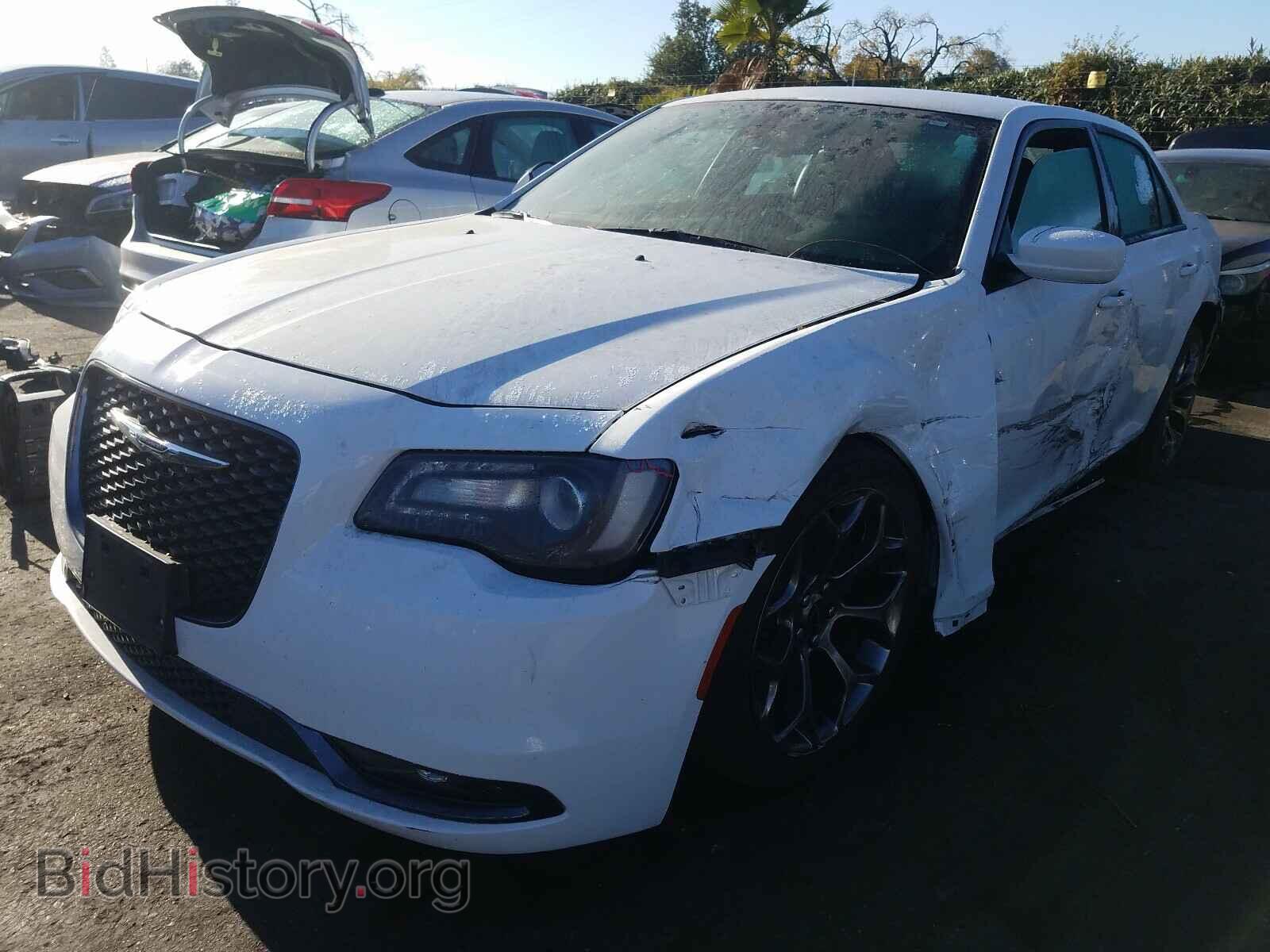2018 CHRYSLER 300 - VIN: 2C3CCABG4JH211126 - Фото 2